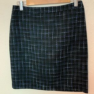 Loft size 4 plaid pencil skirt